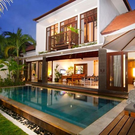 3Br Villa Erja - Minggu Villas Kerobokan Екстериор снимка
